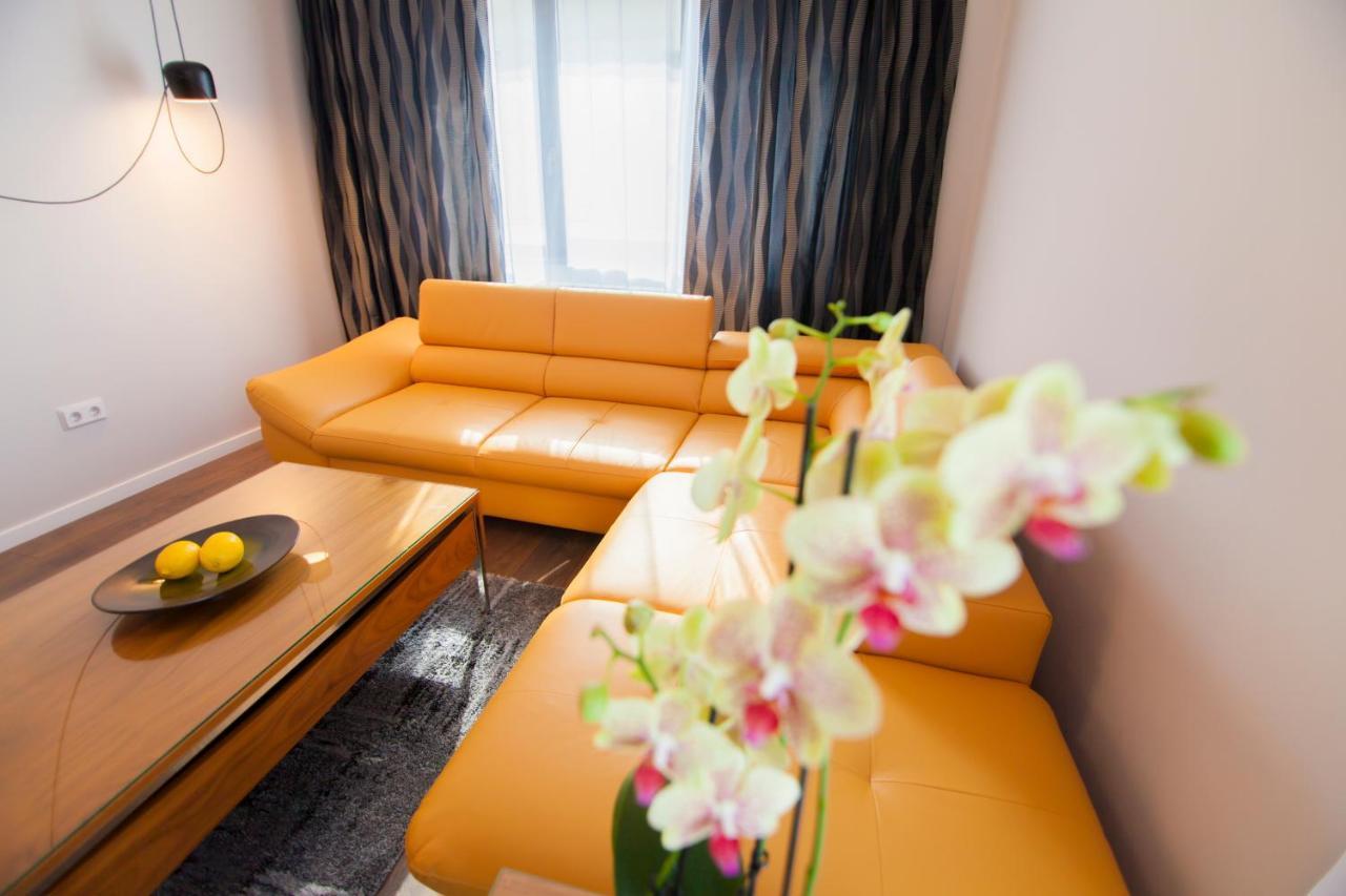 Business Class Apartment Cluj-Napoca Exterior foto