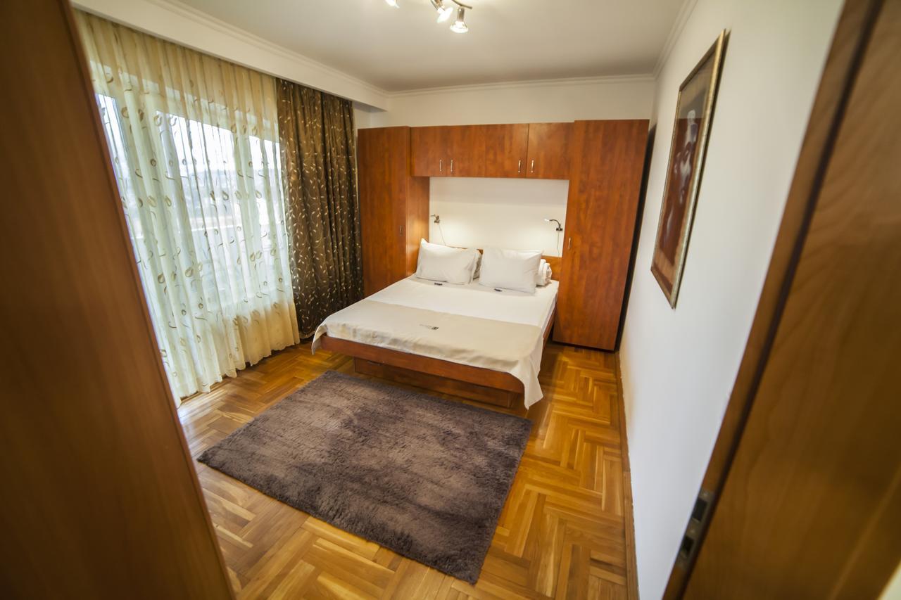 Business Class Apartment Cluj-Napoca Exterior foto
